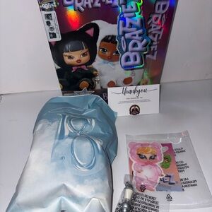 Bratz Bratziez Iconz Cloe Plush Keychain Blind Box